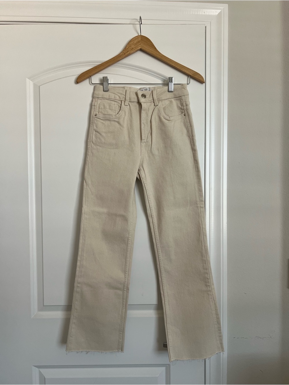Zara Cream High Waist Pant Jeans